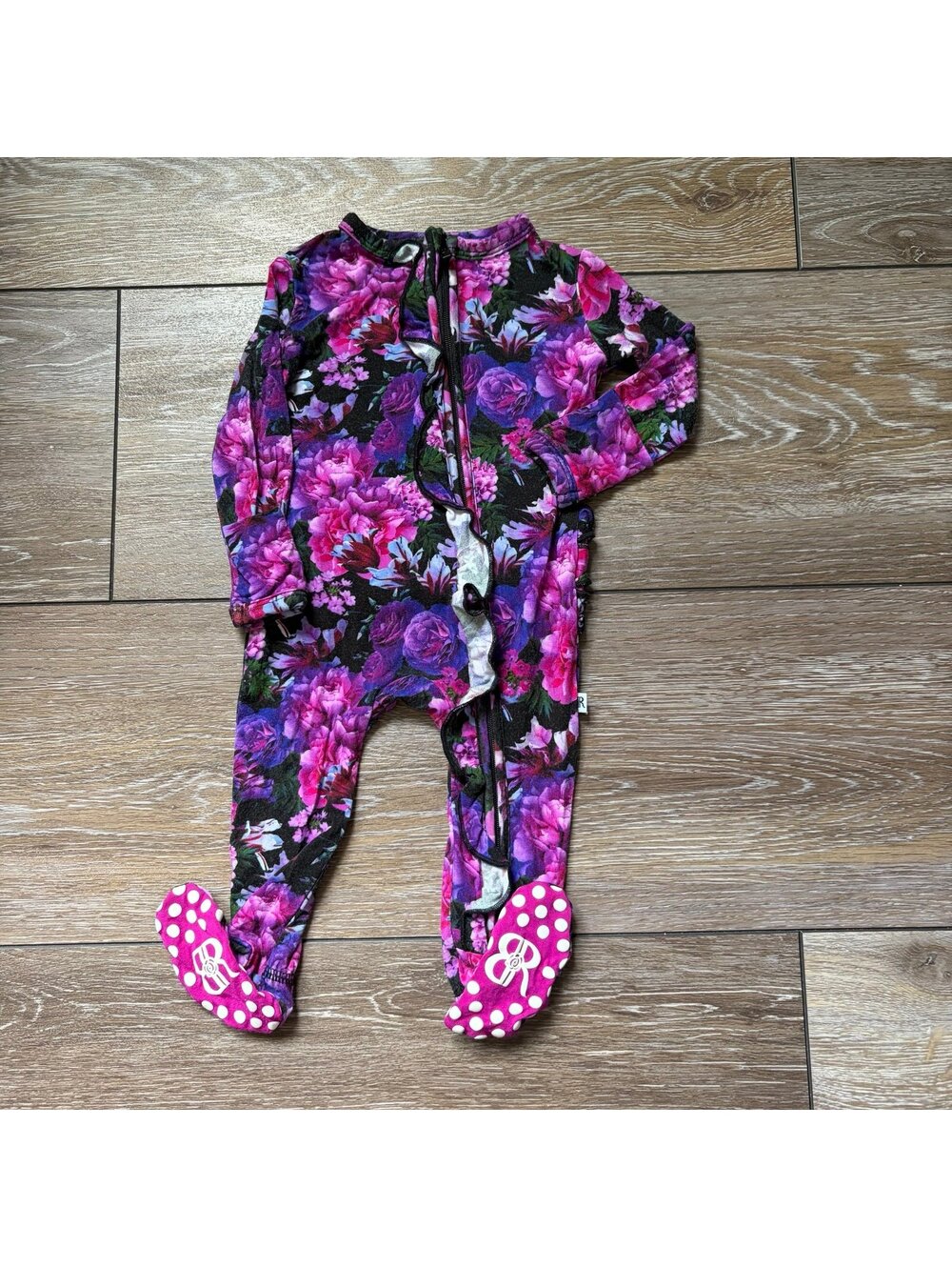 Bums and Roses Bold Bamboo Zippy